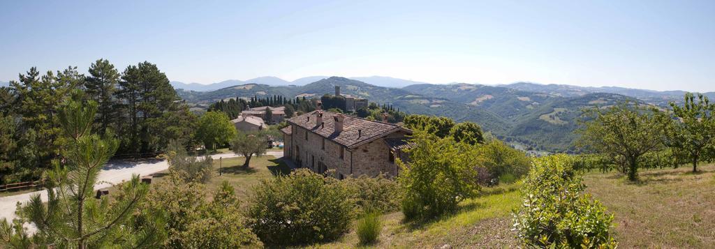 Agriturismo Tenuta Di Biscina מראה חיצוני תמונה