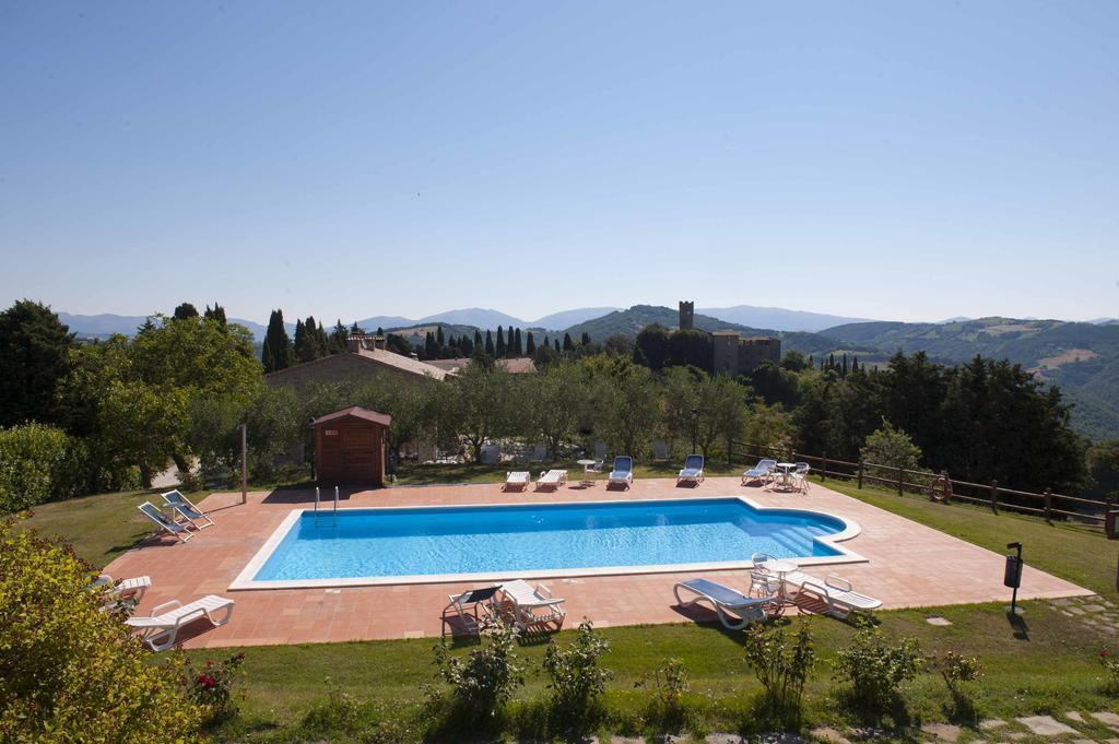 Agriturismo Tenuta Di Biscina מראה חיצוני תמונה