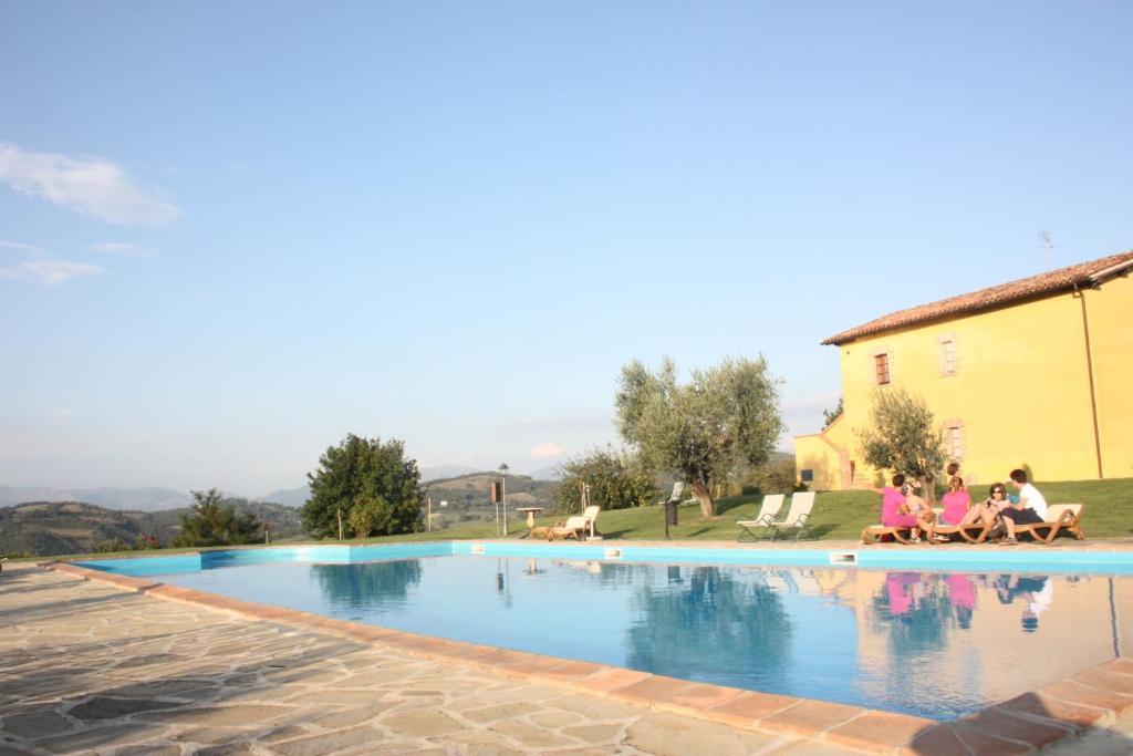 Agriturismo Tenuta Di Biscina מראה חיצוני תמונה
