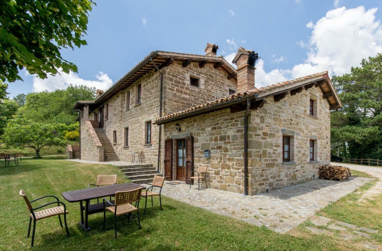 Agriturismo Tenuta Di Biscina מראה חיצוני תמונה